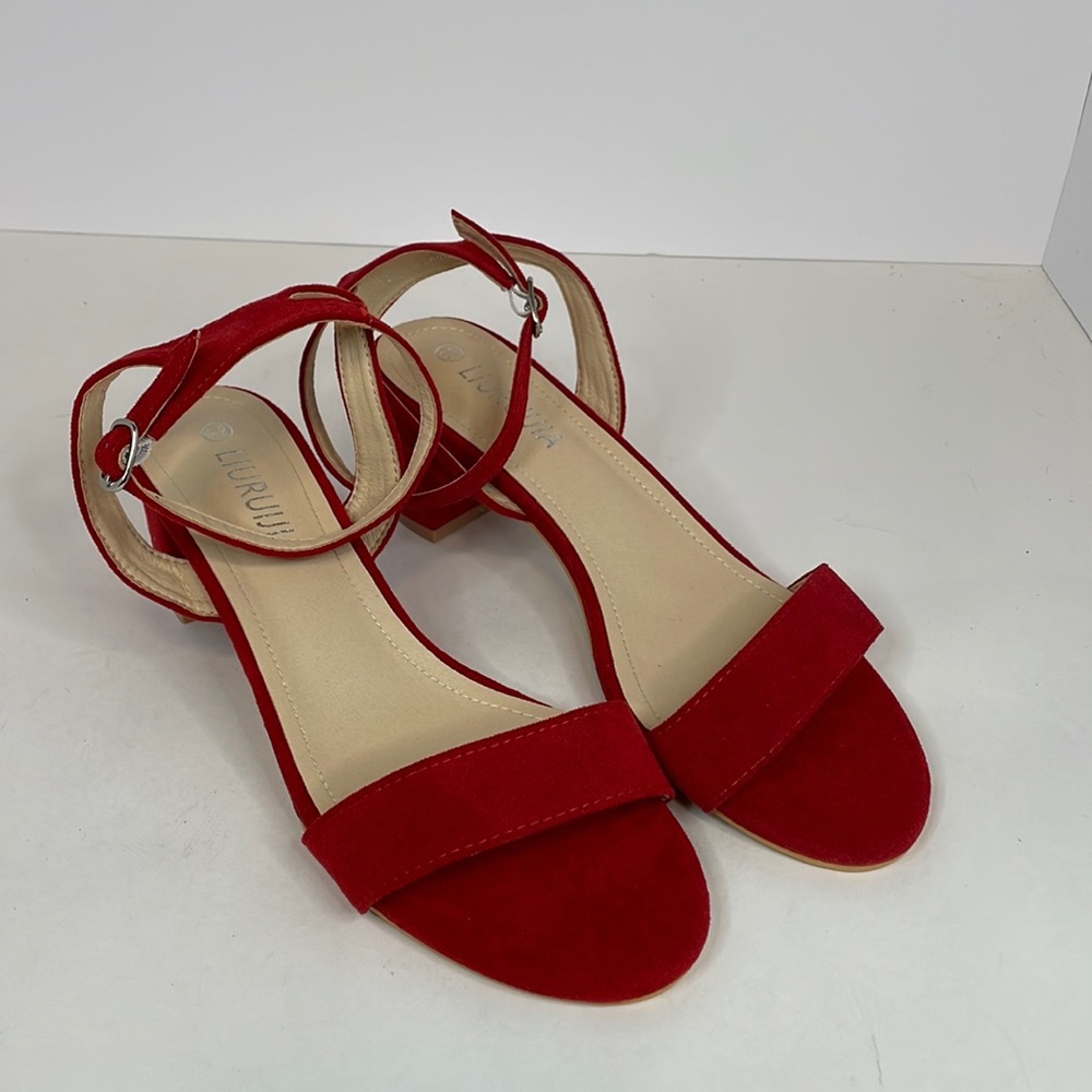 NWOT Liuriujia Red Sued Like Chunky Heel Ankle Strap Open Toe Sandal Size 8.5
